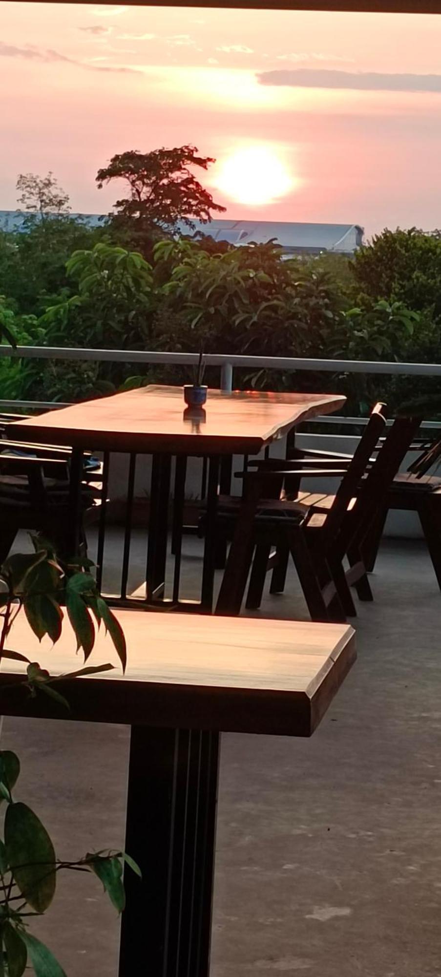 Batikseafood Airport & Room Ban Bo Sai Klang Bilik gambar