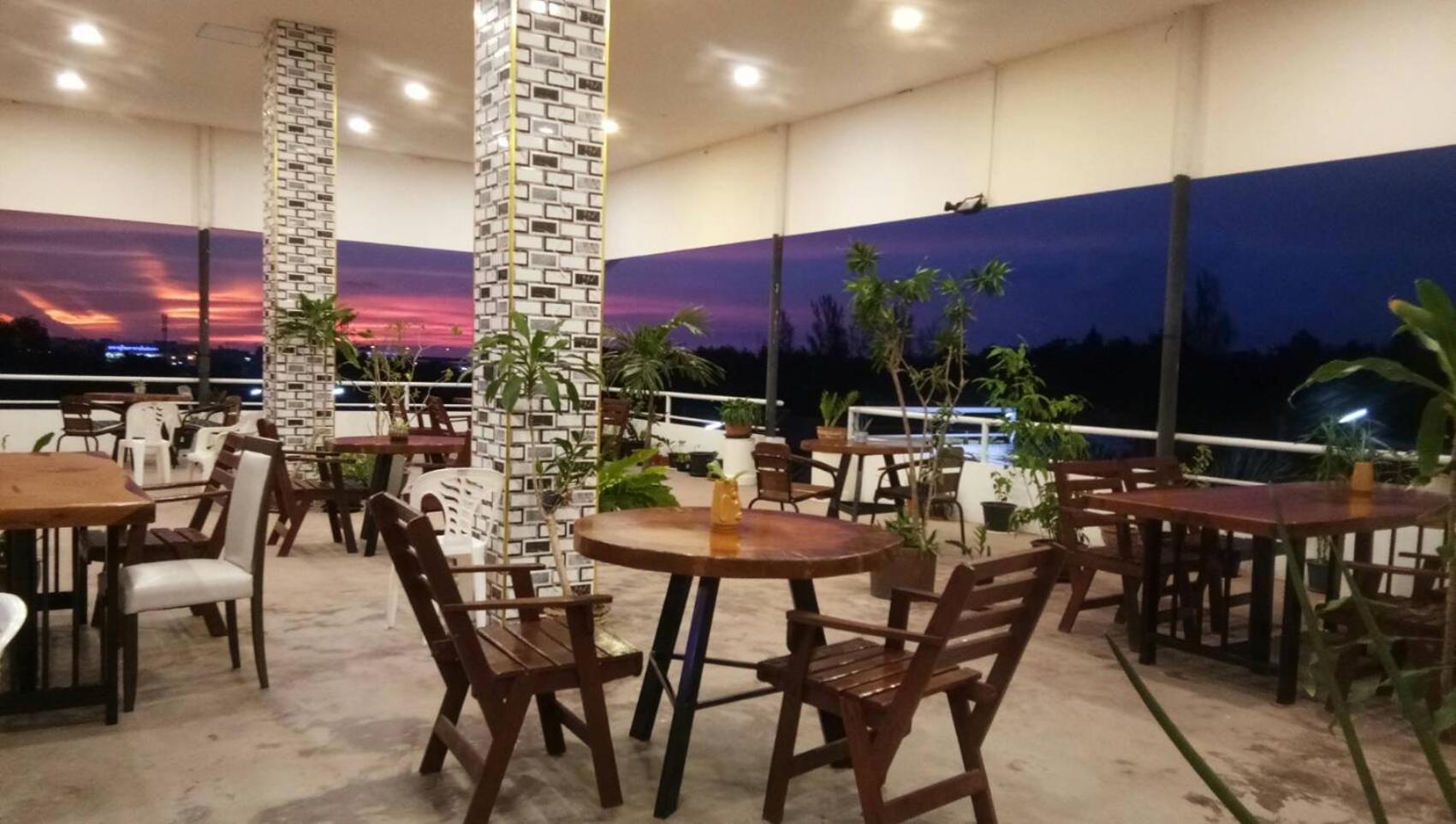 Batikseafood Airport & Room Ban Bo Sai Klang Bilik gambar